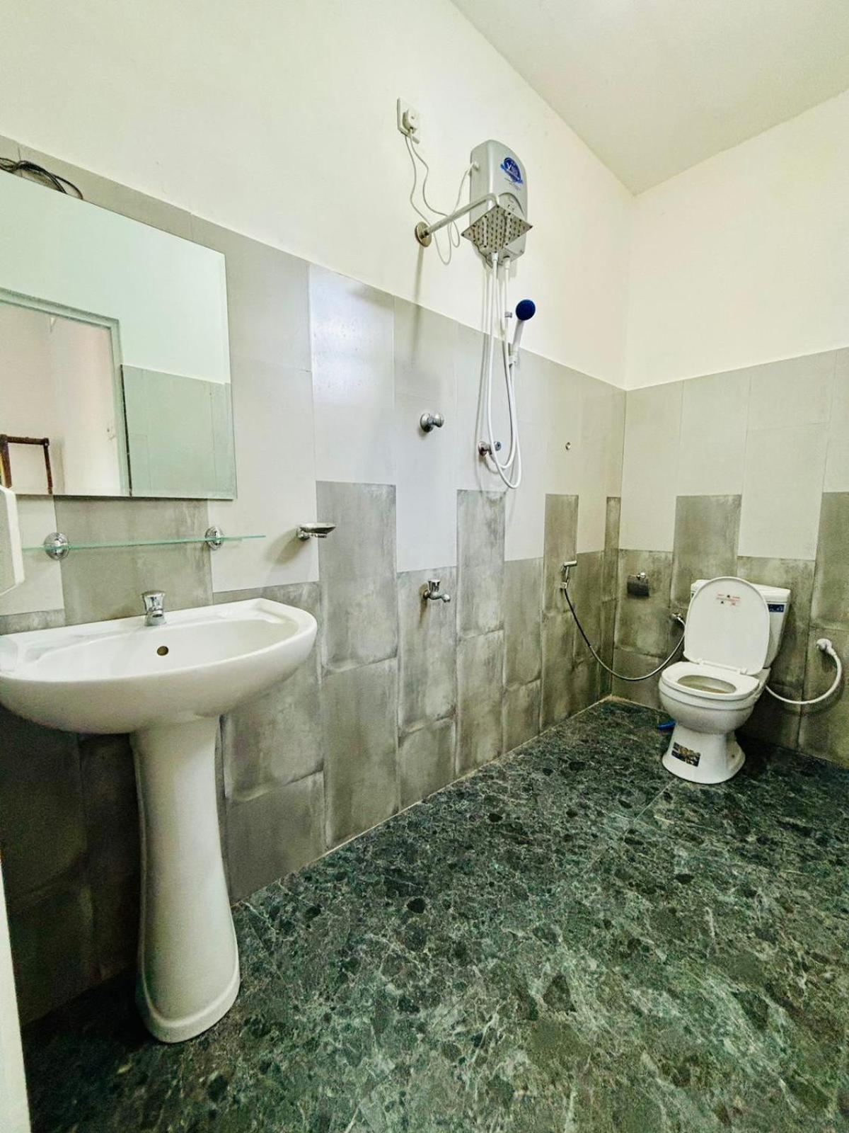 Sanithu Homestay And Villa Galle Ngoại thất bức ảnh