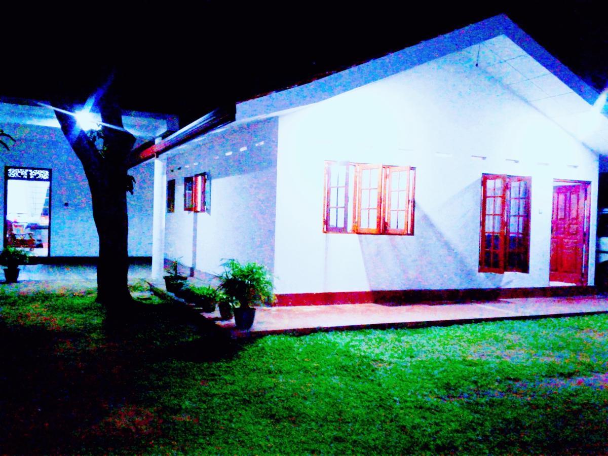 Sanithu Homestay And Villa Galle Ngoại thất bức ảnh